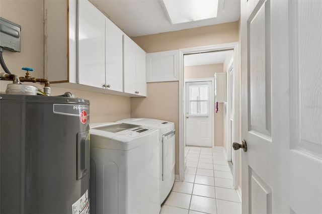 300 DRIFTWOOD DRIVE W, Palm Harbor, FL 34683