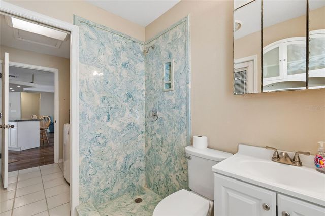 300 DRIFTWOOD DRIVE W, Palm Harbor, FL 34683