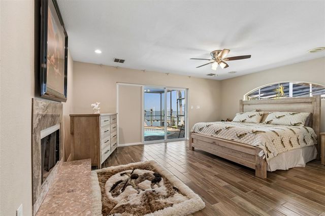 300 DRIFTWOOD DRIVE W, Palm Harbor, FL 34683