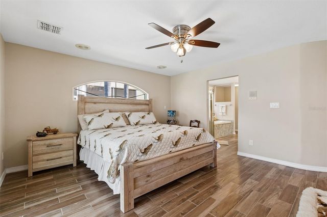 300 DRIFTWOOD DRIVE W, Palm Harbor, FL 34683