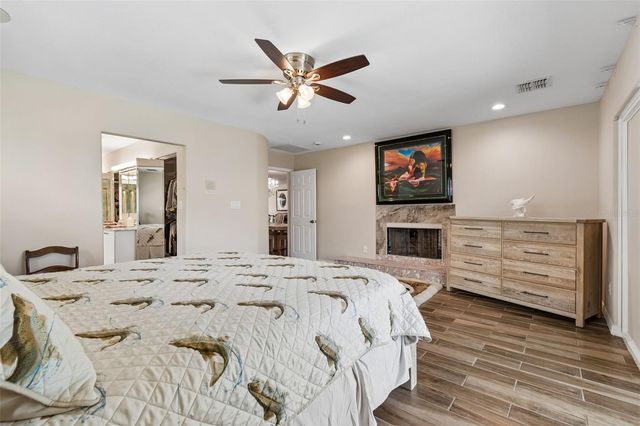 300 DRIFTWOOD DRIVE W, Palm Harbor, FL 34683