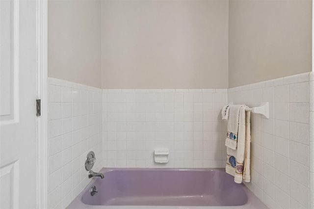 300 DRIFTWOOD DRIVE W, Palm Harbor, FL 34683