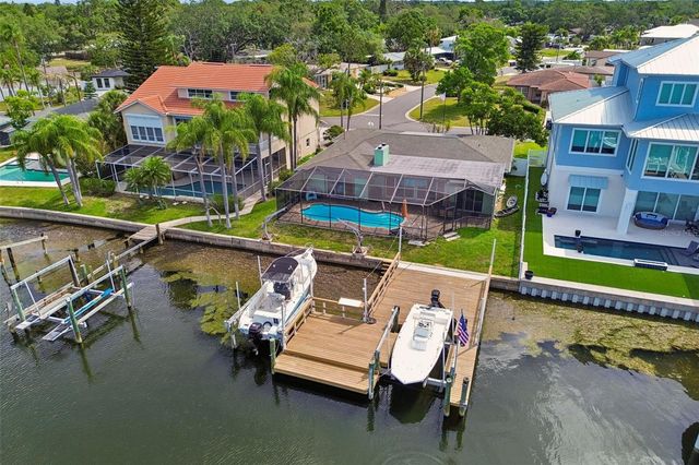 300 DRIFTWOOD DRIVE W, Palm Harbor, FL 34683