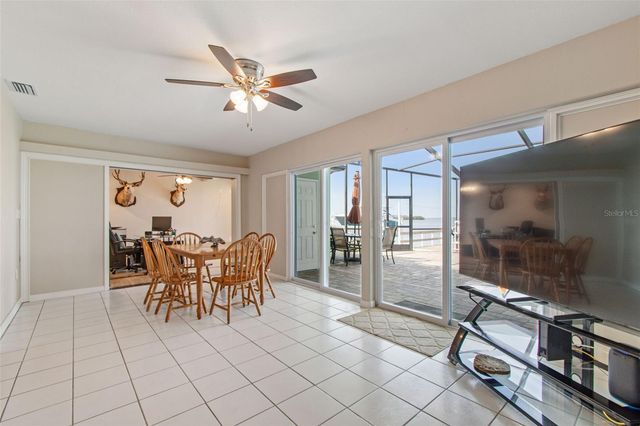 300 DRIFTWOOD DRIVE W, Palm Harbor, FL 34683