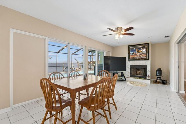 300 DRIFTWOOD DRIVE W, Palm Harbor, FL 34683
