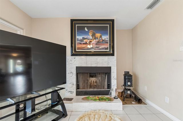 300 DRIFTWOOD DRIVE W, Palm Harbor, FL 34683