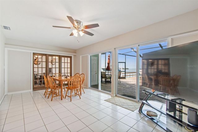 300 DRIFTWOOD DRIVE W, Palm Harbor, FL 34683