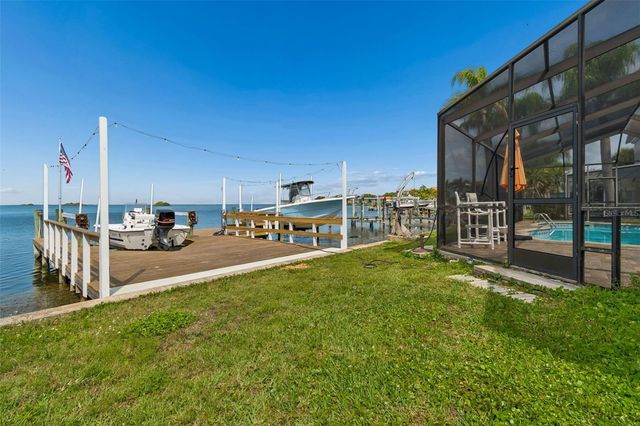 300 DRIFTWOOD DRIVE W, Palm Harbor, FL 34683
