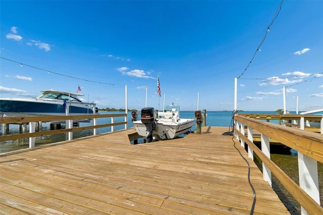 300 DRIFTWOOD DRIVE W, Palm Harbor, FL 34683