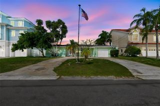 300 DRIFTWOOD DRIVE W, Palm Harbor, FL 34683