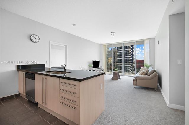 79 SW 12th St 2503-S, Miami, FL 33130