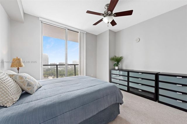 79 SW 12th St 2503-S, Miami, FL 33130