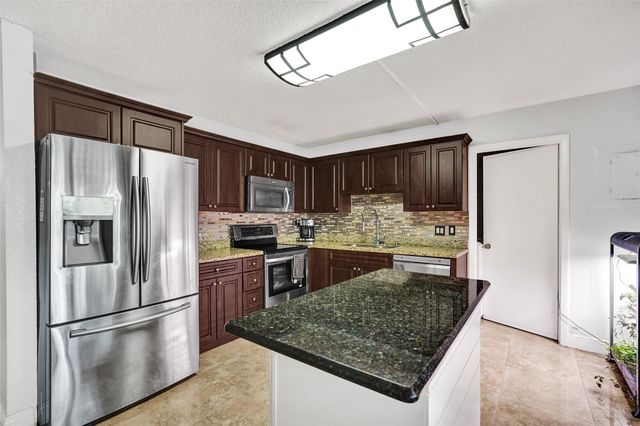 8740 Azalea Court 102, Tamarac, FL 33321