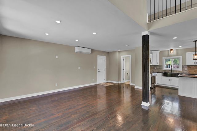 4610 Glenarm Rd, Crestwood, KY 40014