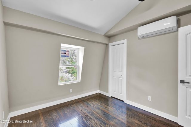 4610 Glenarm Rd, Crestwood, KY 40014