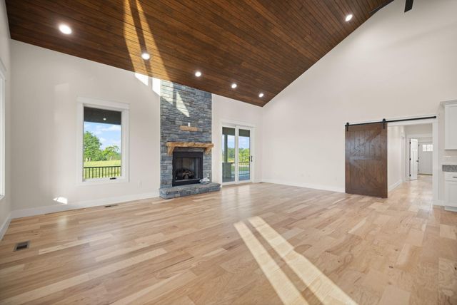 71A Eagle Landing, London, KY 40741