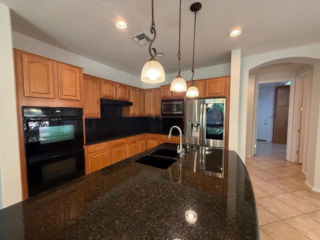 906 W Glenmere Drive, Chandler, AZ 85225