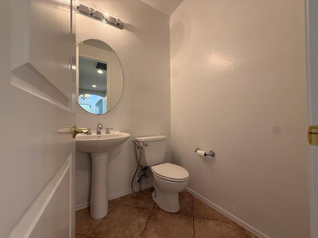 906 W Glenmere Drive, Chandler, AZ 85225