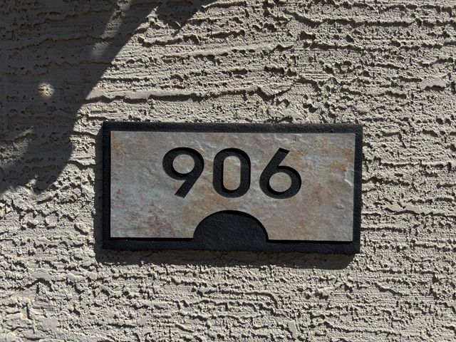 906 W Glenmere Drive, Chandler, AZ 85225