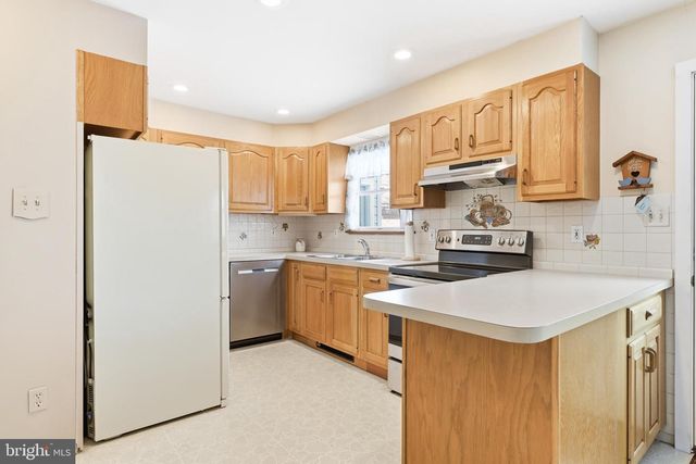 405 ANDOVER RD, Fairless Hills, PA 19030