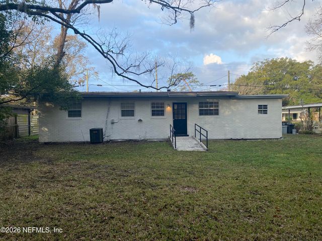 815 LA MARCHE Drive, Jacksonville, FL 32205