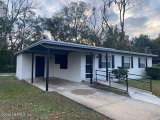 815 LA MARCHE Drive, Jacksonville, FL 32205