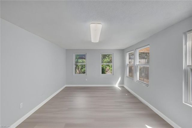 6356 Edward ST, Norfolk, VA 23513