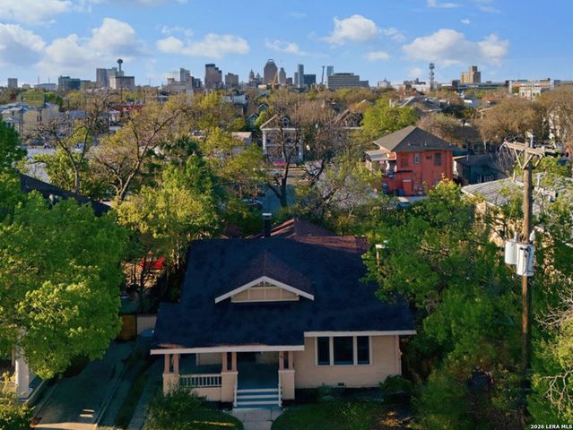 140 E French Pl, San Antonio, TX 78212