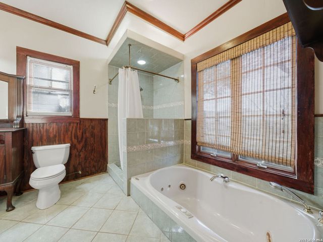 140 E French Pl, San Antonio, TX 78212