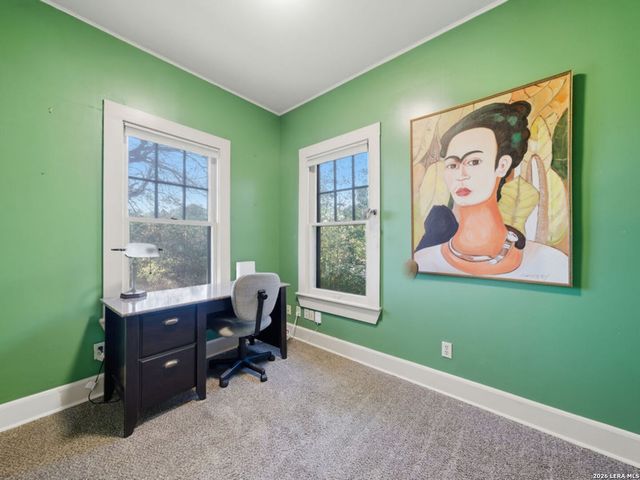 140 E French Pl, San Antonio, TX 78212