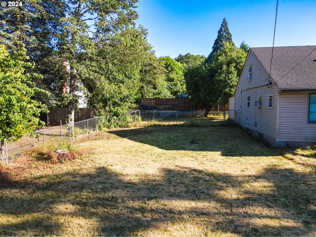 5444 Ne PRESCOTT St, Portland, OR 97218