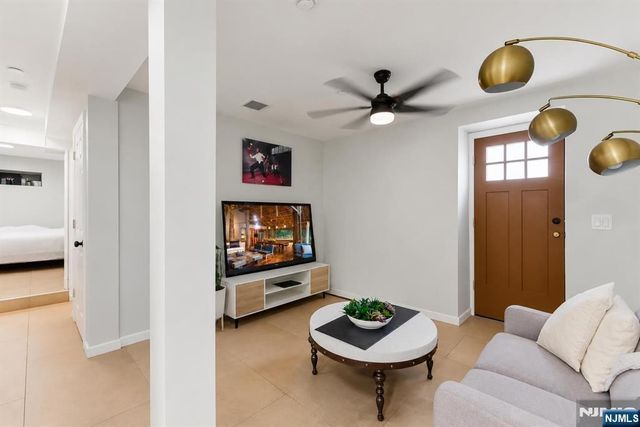 2249 John F Kennedy Boulevard, Jersey City, NJ 07304