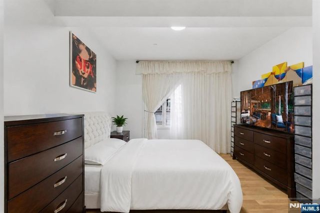 2249 John F Kennedy Boulevard, Jersey City, NJ 07304