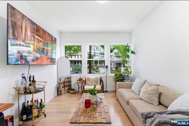2249 John F Kennedy Boulevard, Jersey City, NJ 07304