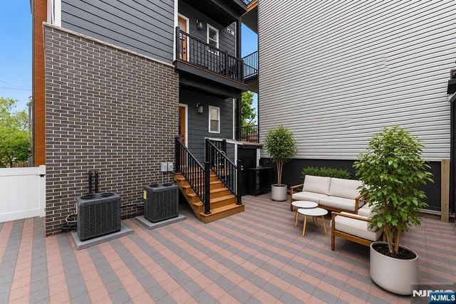 2249 John F Kennedy Boulevard, Jersey City, NJ 07304
