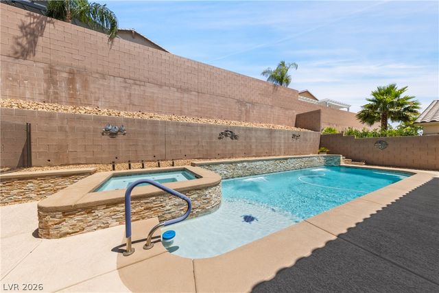 10100 Cambridge Brook Avenue, Las Vegas, NV 89149