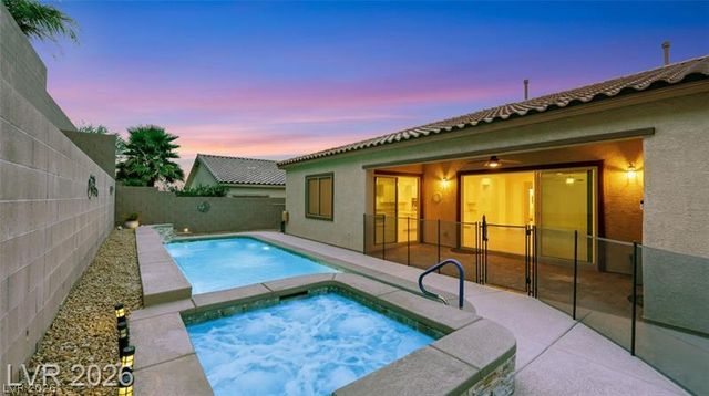 10100 Cambridge Brook Avenue, Las Vegas, NV 89149
