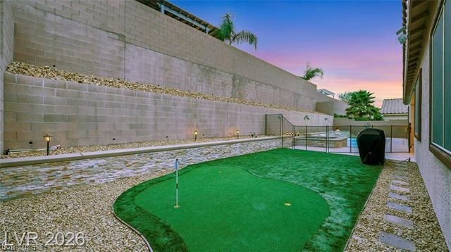10100 Cambridge Brook Avenue, Las Vegas, NV 89149