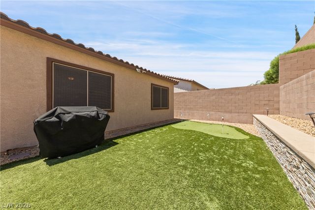 10100 Cambridge Brook Avenue, Las Vegas, NV 89149