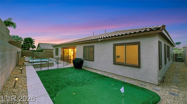 10100 Cambridge Brook Avenue, Las Vegas, NV 89149