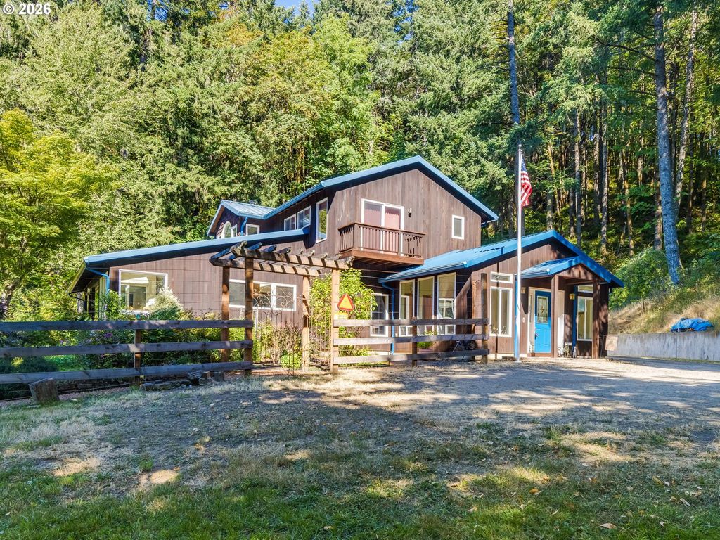 Image 1 of property listing at 16461 Nw ORCHARD VIEW Rd, Mc Minnville, OR 97128