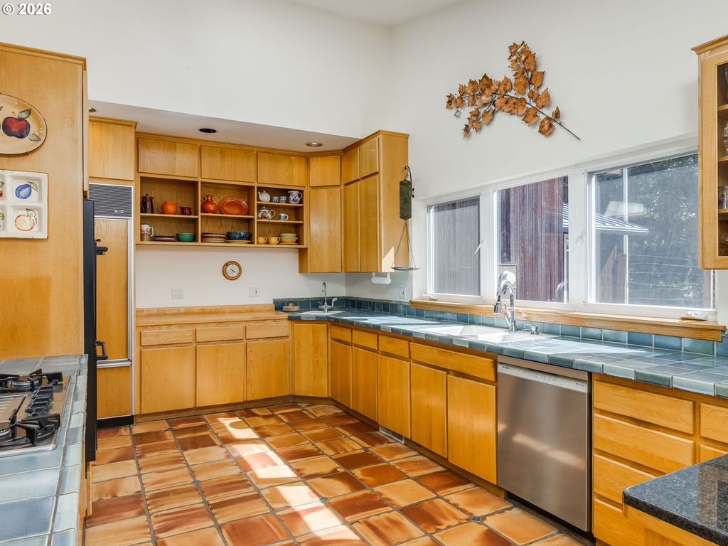 Image 10 of property listing at 16461 Nw ORCHARD VIEW Rd, Mc Minnville, OR 97128