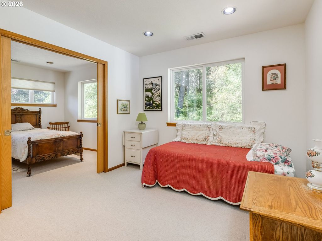 Image 23 of property listing at 16461 Nw ORCHARD VIEW Rd, Mc Minnville, OR 97128