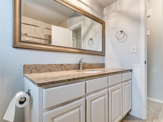 8920 Kenny Circle, Oklahoma City, OK 73132