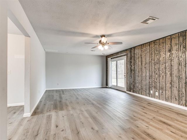 8920 Kenny Circle, Oklahoma City, OK 73132