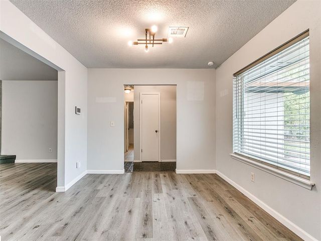 8920 Kenny Circle, Oklahoma City, OK 73132