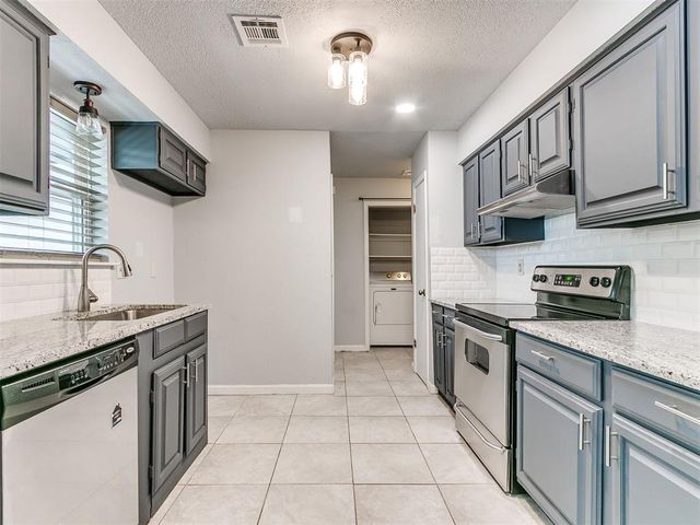 8920 Kenny Circle, Oklahoma City, OK 73132