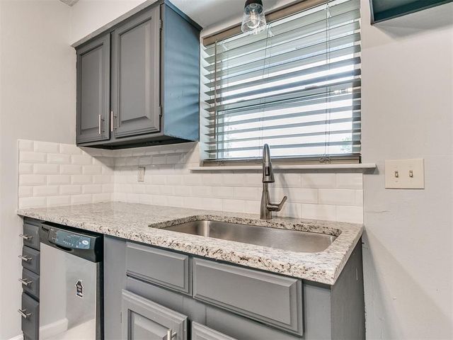 8920 Kenny Circle, Oklahoma City, OK 73132