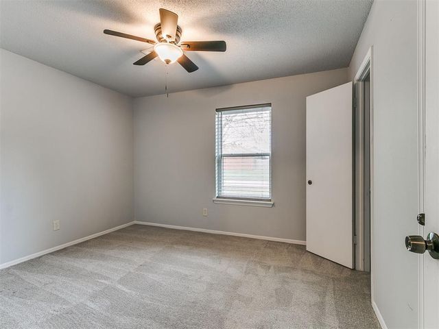 8920 Kenny Circle, Oklahoma City, OK 73132