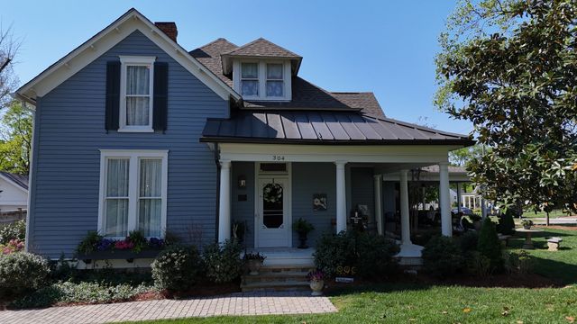 304 Stewart St, Franklin, TN 37064